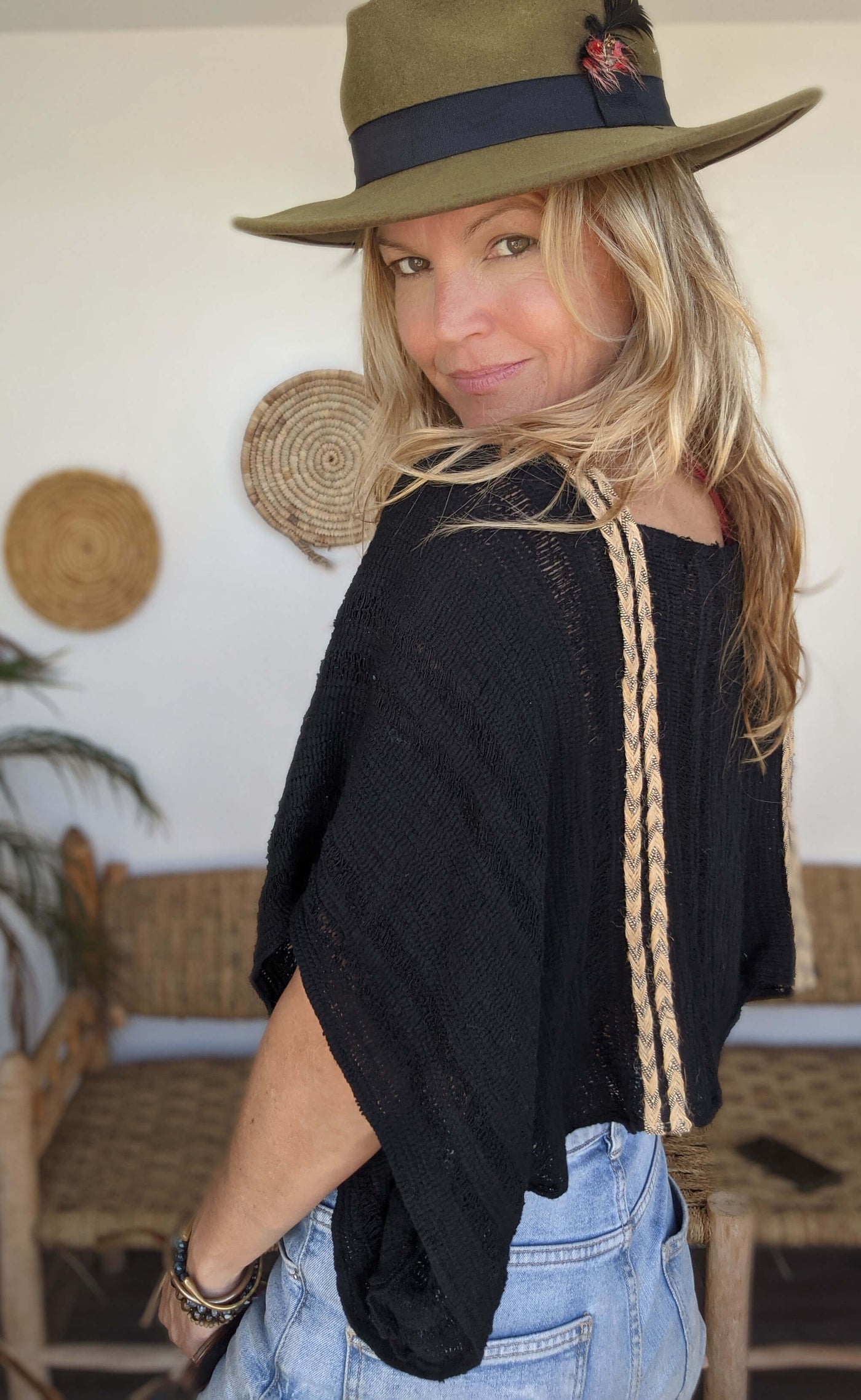 Loose Weave Poncho Top Black